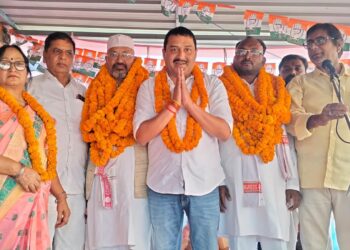 कांग्रेस के नवनियुक्त जिलाध्यक्षों का स्वागत किया गया।