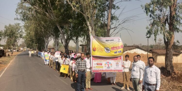 फैमिली हेल्थ इंडिया एंबेड द्वारा पीएम श्री राजकीय इंटर कॉलेज चपकी में विश्व मलेरिया दिवस जागरूकता कार्यक्रम का हुआ आयोजन।