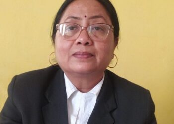 निर्मला शर्मा बनी सोनभद्र मुख्यालय पर पहली महिला नोटरी अधिवक्ता।