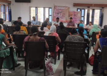 खंड विकास अधिकारी एवं बाल विकास परियोजना अधिकारी महोदय की अध्यक्षता मे नवनियुक्त आंगनवाड़ी कार्यकात्रियों को दिया गया प्रशिक्षण।