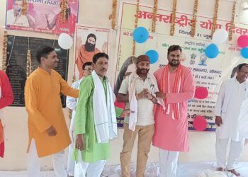 संगठन के रीढ़ हैं योग साधक/कार्यकर्ता उनका सम्मान जरूरी: बृजमोहन।