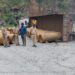 क्लोरिन गैस लदा टेलर अनियंत्रित होकर मारकुंडी घाटी मे पलटा।