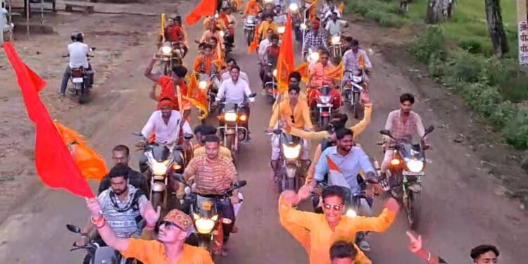 विश्व हिंदू परिषद के बैनर तले पवित्र श्रावण मास में धर्म ध्वजा यात्रा 5 अगस्त को आयोजित किया गया है।