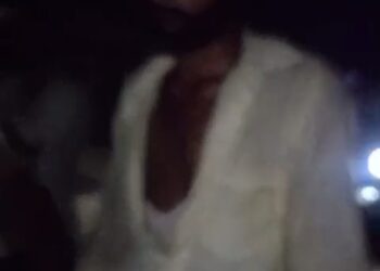 चोरी के आरोपी को बिना कार्रवाई छोड़ने का पुलिस पर आरोप