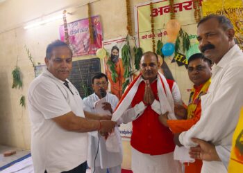 आचार्य बालकृष्ण जी महाराज भारतीय आयुर्वेद पुनर्जागरण के अग्रदूत: दुर्गेश योगी।