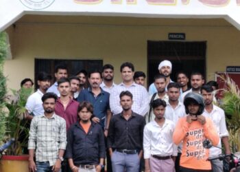 आर.आर.आई.टी.आई. सलखन में कैम्पस सेलेक्शन में 40 अभ्यर्थियों का चयन।