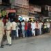 दुद्धी क्षेत्र के सहकारी साधन समितियों पर खाद नही मिलने से किसान परेशान।