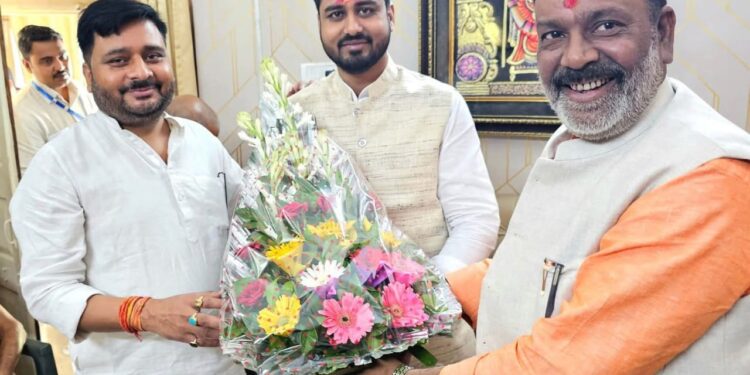 सोनभद्र के चन्द्रशेखर पाण्डेय बने हिन्दू संघर्ष समिति के प्रदेश अध्यक्ष।।
