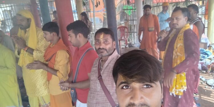श्रद्धालुओं के जयकारे से गुंजायमान रहा यज्ञ मंडप परिसर।