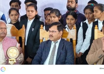 बहुत मजबूत है हमारे देश का लोकतंत्र, शैलेश यादव अपर जनपद न्यायधीश।