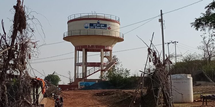 अधिकारियों की उदासीनता से दम तोड़ रही नमामि गंगे परियोजना ।।