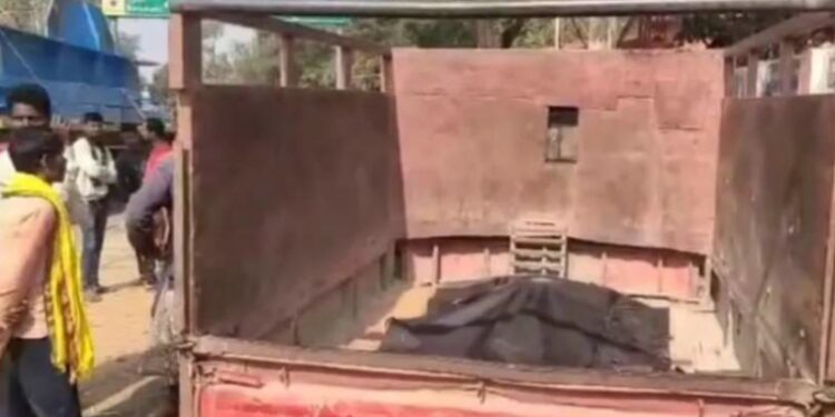 शराबी पति ने डंडे से पीट -पीट पत्नी को मार डाला।