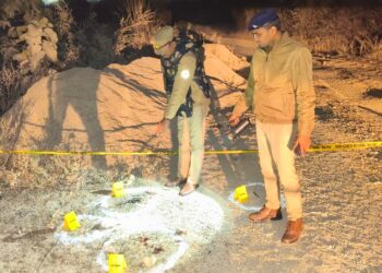 दुष्कर्म के आरोपियों से मुठभेड़, एक के पैर में लगी गोली दो गिरफ्तार।