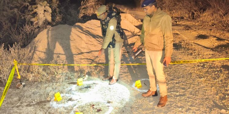 दुष्कर्म के आरोपियों से मुठभेड़, एक के पैर में लगी गोली दो गिरफ्तार।