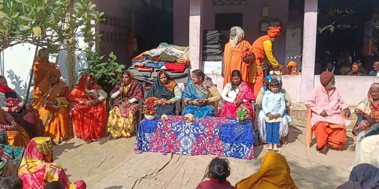 जरूरतमंदों को दिया गया कंबल, कराया गया भोजन: भिखारी बाबा।।