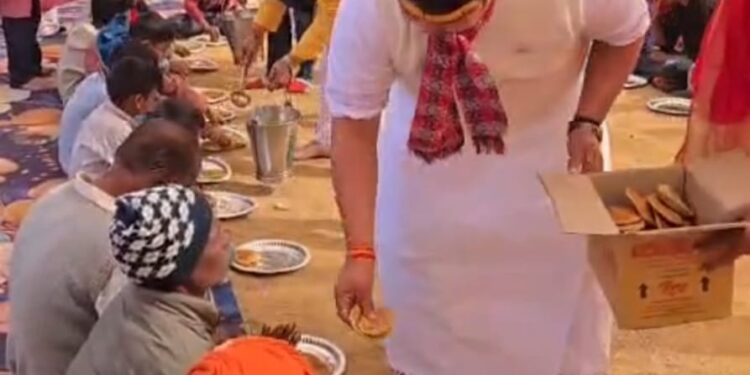 हवन यज्ञ व भंडारे के साथ हुआ श्रीराम कथा का समापन।