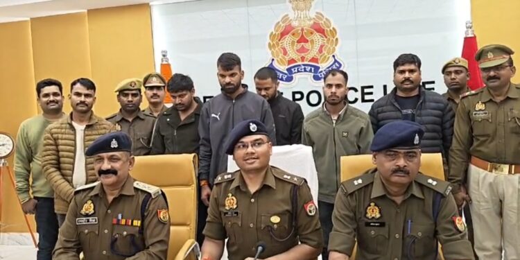 पुलिस को मिली सफलता 60 किलो अवैध गांजा बरामद, दो लग्जरी स्कॉर्पियो जब्त।।