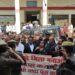 दुद्धी को जिला बनाने के लिए अधिवक्ताओं ने विरोध प्रदर्शन कर डीएम को सौंपा ज्ञापन।।