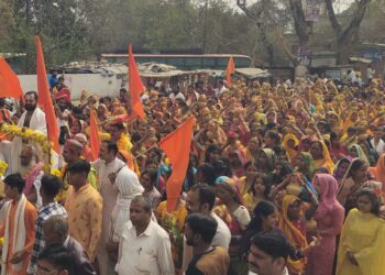 भव्य कलश यात्रा के साथ चैत्र नवरात्रि से नौ दिवसीय रामकथा का शुभारंभ ।।