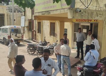 अज्ञात वाहन की टक्कर से सहायक अध्यापक की मौत, शिक्षकों में शोक।