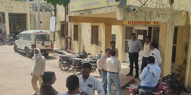 अज्ञात वाहन की टक्कर से सहायक अध्यापक की मौत, शिक्षकों में शोक।