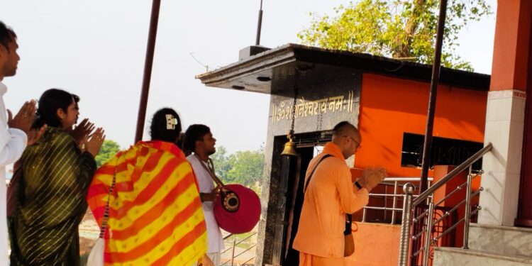 दुद्धी नगर में निकला भव्य हरिनाम संकीर्तन, भक्तिमय माहौल से गूंजा नगर।