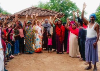 नमामि गंगे योजना’ से वंचित ग्रामीणों का फूटा गुस्सा; नेमना में लगे ‘नमामि गंगे मुर्दाबाद’ के नारे ।।