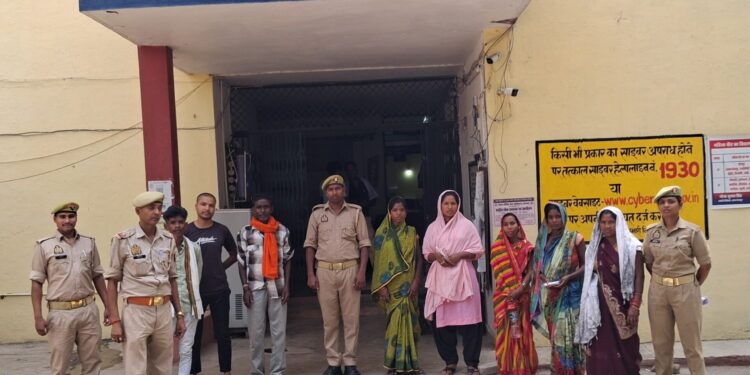 पुलिस ने शांति भंग की आशंका और मारपीट के मामले में 8 लोगों को किया गिरफ्तार।