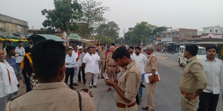 महुली में रास्ता विवाद के समाधान को लेकर प्रशासन सक्रिय।