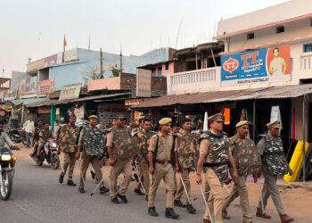 बकरीद को लेकर म्योरपुर पुलिस ने किया पैदल मार्च।