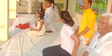जय माँ काली प्रांगण में अंतरराष्ट्रीय योग दिवस उत्साहपूर्वक मनाया गया।