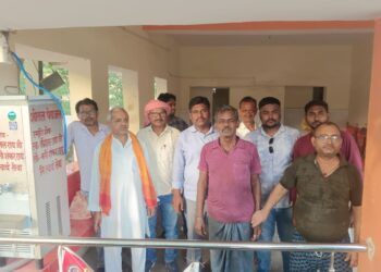 जनहित में स्व. कौशल राय के स्मृत में शहीद स्थल पे लगाए गए ठंडा वाटर कूलर।।