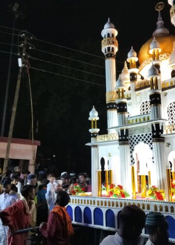 मोहर्रम पर निकाली गयी ताजिया, किया गया मातम।