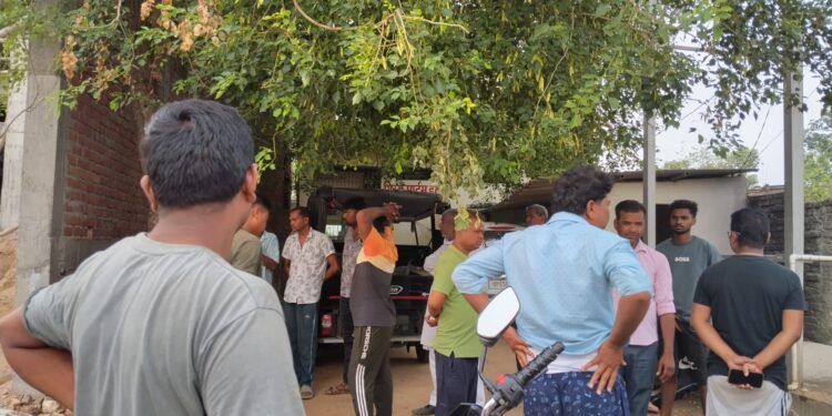 ​सीढ़ियों से पैर फिसलने के कारण बुजुर्ग की गिरकर मौत,