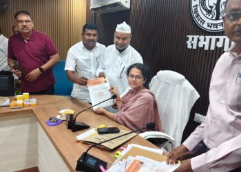उद्योग बंधु बैठक में व्यापारियों एवं उद्यमियों के हितों से जुड़े महत्वपूर्ण मुद्दे उठाए गए।