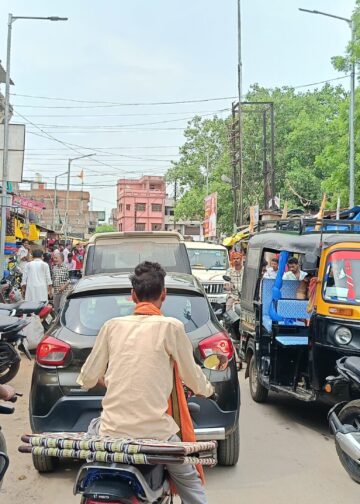 दुद्धी में फिर लौटा अतिक्रमण, एक दिन का अभियान साबित हुआ बेअसर।