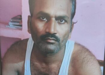 40 वर्षीय युवक ने घर में फांसी लगाकर की आत्महत्या, परिवार में मचा कोहराम।