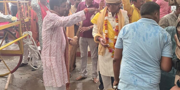 आस्था की अनुपम छटा: रिहंदेश्वर धाम से निकली भव्य जगन्नाथ रथयात्रा ।।