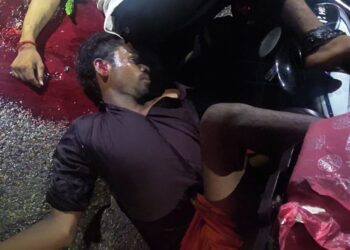 अज्ञात वाहन की टक्कर से बाइक सवार दो युवकों ने मौके पर तोड़ा दम।