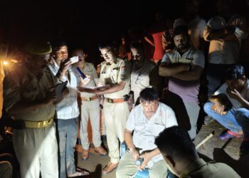 शीशशटोला जंगल में लूट के दौरान फायरिंग, चाकू से हमला।