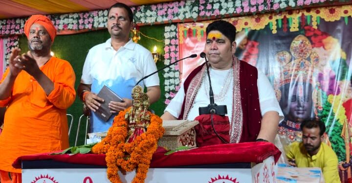 । मेड़र माता मंदिर पर चल रहे सात दिवसीय संगीतमय श्रीराम कथा के चौथे दिन राम-सीता विवाह प्रसंग सुनकर श्रद्धालु भावविभोर हो गए।