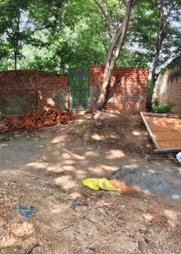 विवादित बेशकीमती जमीन पर घमासान, एक भूखंड के कई दावेदार ।।