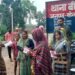 साइबर जागरूकता अभियान के तहत बीजपुर पुलिस ने महिलाओं को किया जागरूक।