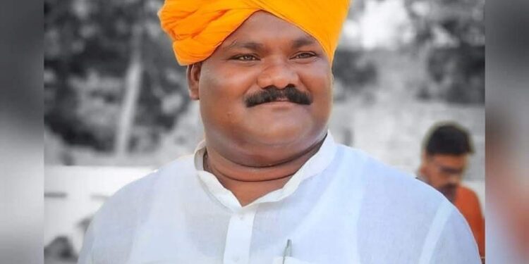 मॉडल कंपोजिट विद्यालय के निर्माण के लिए श्रवण सिंह गोंड ने मुख्यमंत्री का जताया आभार।