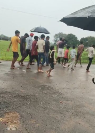 थाना बभनी पुलिस ने मारपीट एवं अमानवीय कृत्य कर वीडियो बनाने के मामले में 02 अभियुक्त को किया  गिरफ्तार।