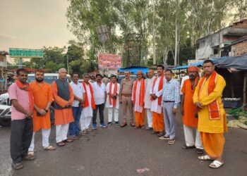 म्योरपुर मे धूम धाम से निकला श्रीकृष्ण जी का शोभयात्रा।