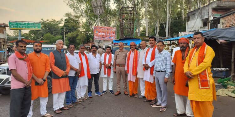 म्योरपुर मे धूम धाम से निकला श्रीकृष्ण जी का शोभयात्रा।