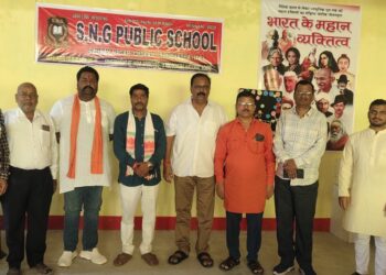 एसएनजी पब्लिक स्कूल में हिंदी दिवस एवं गणेश उत्सव धूमधाम से मनाया गया।