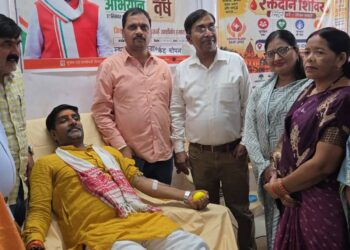 प्रधानमंत्री नरेंद्र मोदी के जन्मदिन पर सेवा संकल्प अभियान, रक्तदान शिविर में दिया सेवा का संदेश।