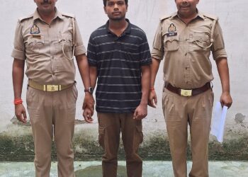 20 हजार के इनामी एनडीपीएस एक्ट के वांछित आरोपी को दुद्धी पुलिस ने दबोचा।